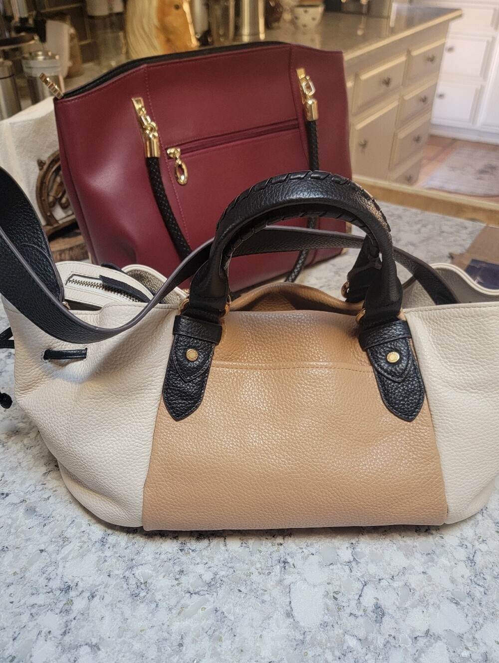 Gorgeous Aimee Kestenberg Leather Bag w/ Crystal Martini Key Fob Charm 🍸 - Picture 5 of 12
